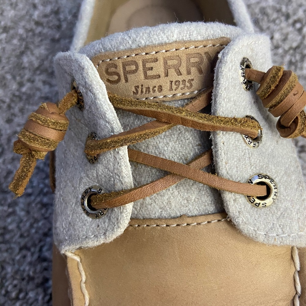 Sperry Shoes - Picture 2 of 4